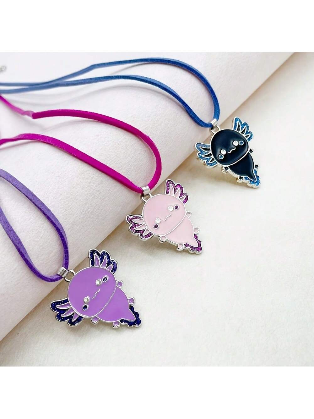 1 Piece: Cute Fantasy Beast Alloy & Enamel Cord Necklace。