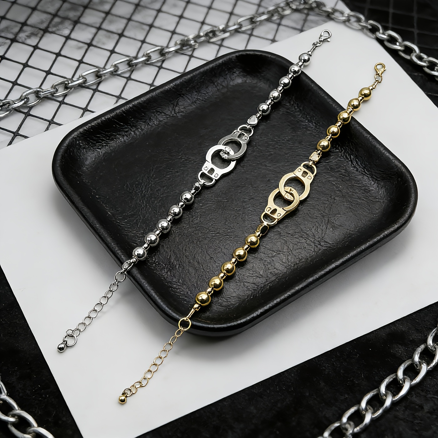 1pc Handcuff Element Metal Bead Bracelet, Unique Design, Trendy Couple Accessory for Both Men And Women, Hip-Hop Style Handcuff Bracelet with Adjustable Metal Bead Extension Chain, Suitable for Parties Or Gifts