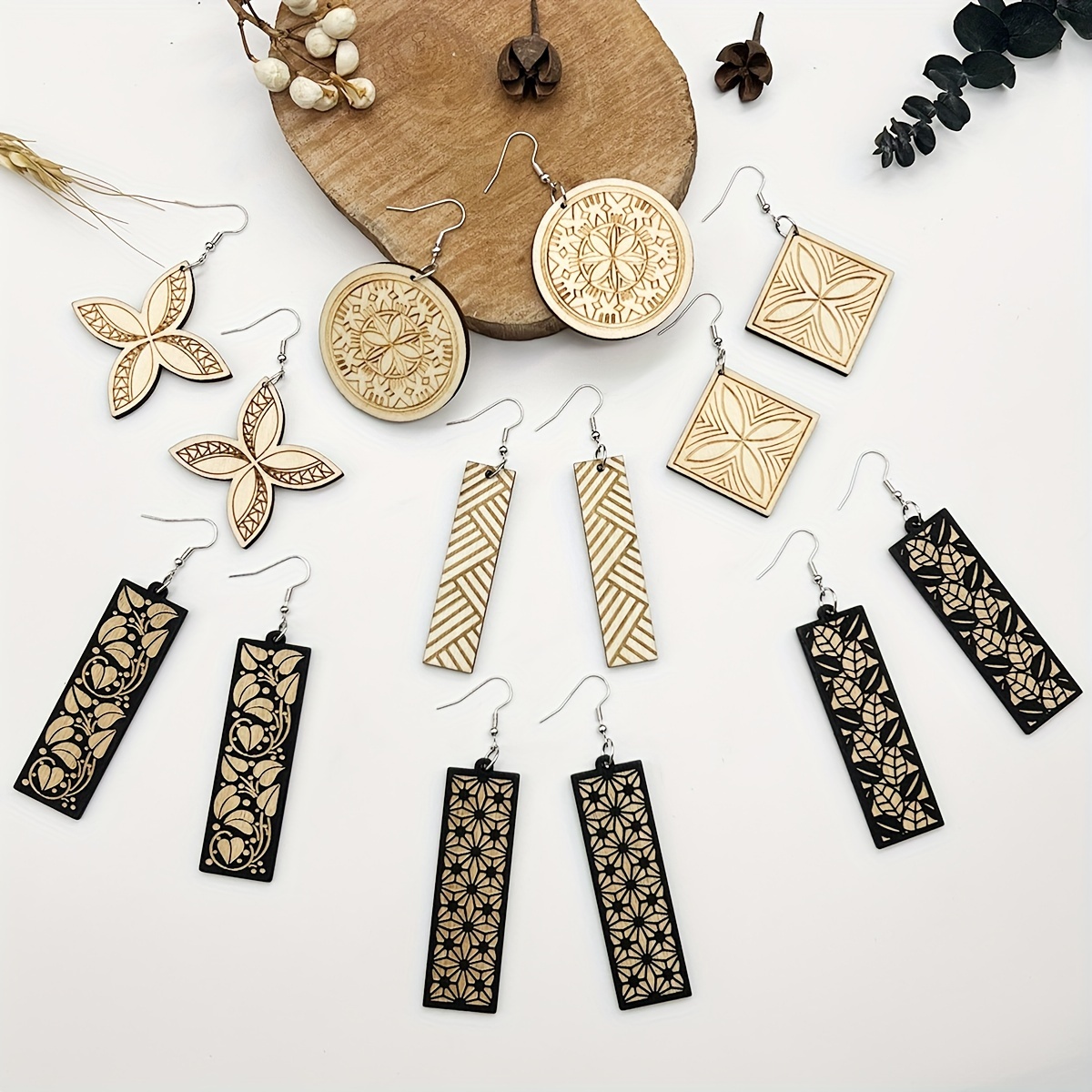 7 Pairs/Set of Fashionable Vintage Carved Wooden Earrings, Bohemian Trendy Minimalist Vacation Style Wooden Dangle Earrings, Versatile Creative Carved Craft Ear Accessories for Women