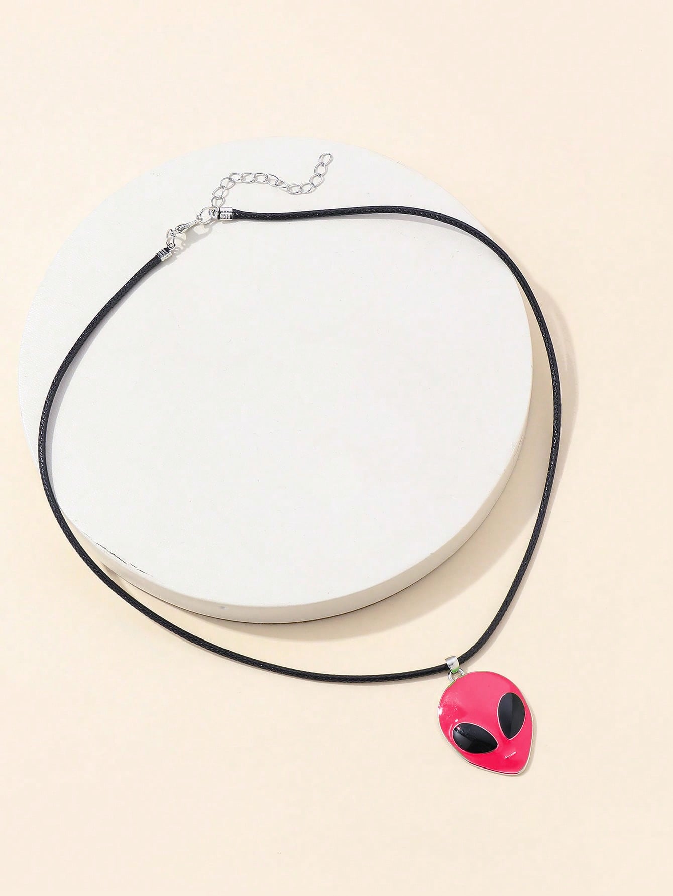 Alien-Pendant-Necklace1