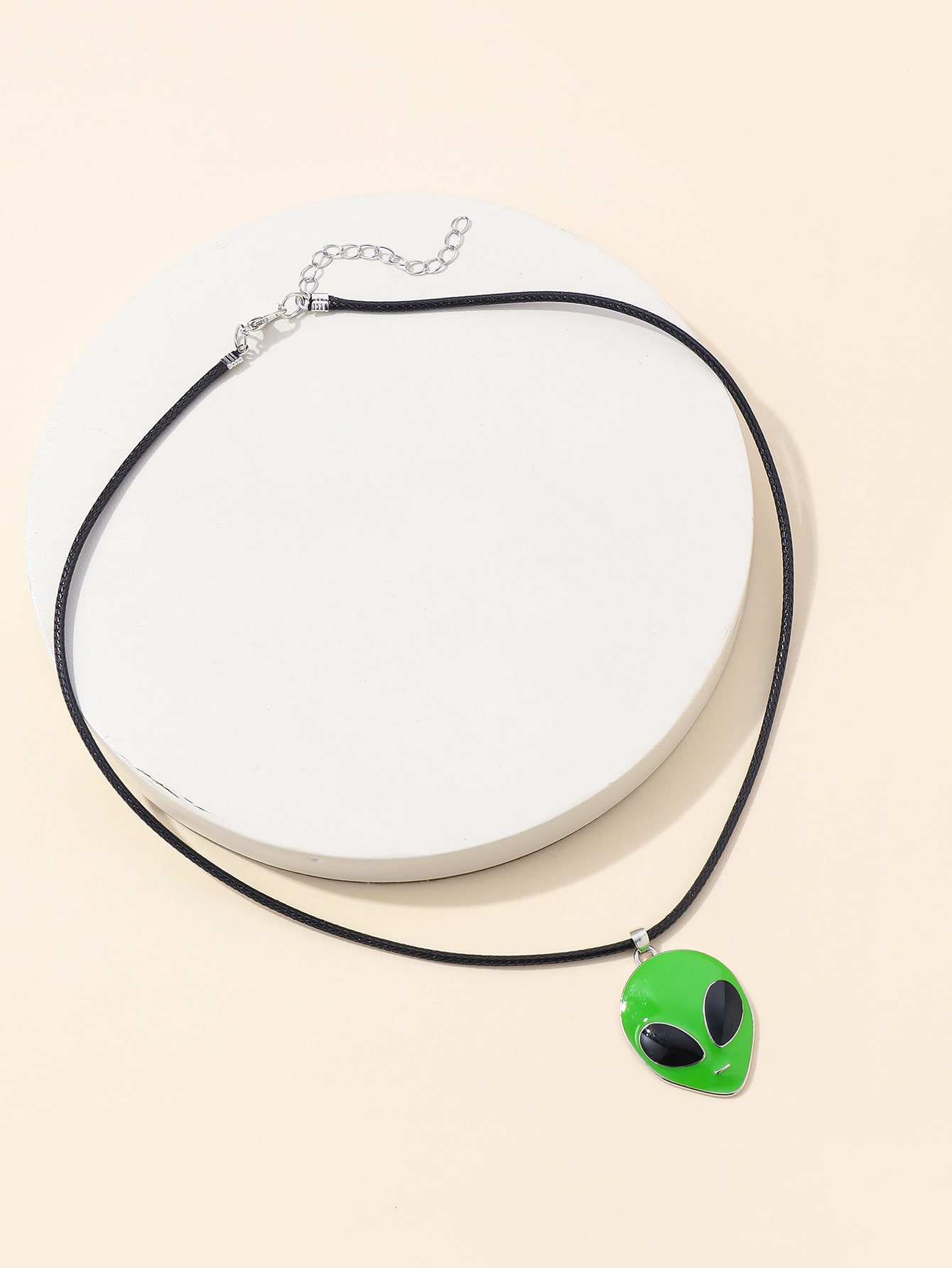 Alien-Pendant-Necklace2